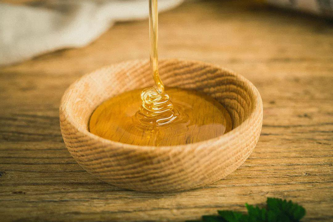 春天吃蜂蜜,竟然有如此惊人好处!